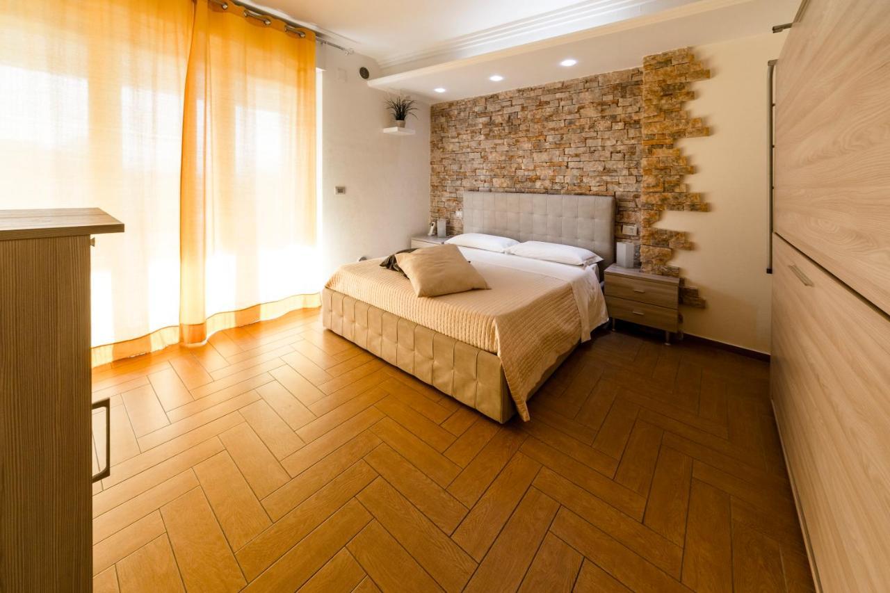 B&B Palazzo Del Toro Montesilvano Exterior photo